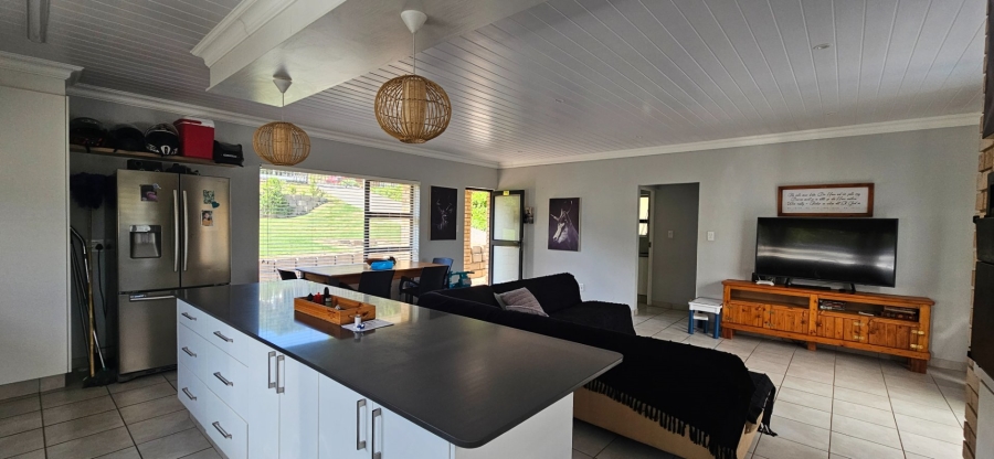 2 Bedroom Property for Sale in Fraaiuitsig Western Cape